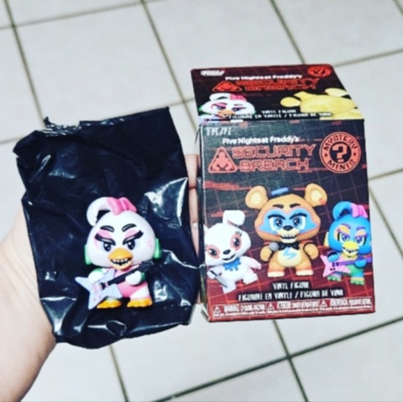 Funko Five Nights at Freddy's Security Breach Mystery Minis Glamrock Chica - Picture 1 of 14